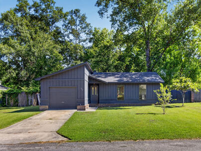 Photo 1 of 25 : 222 Braly Drive