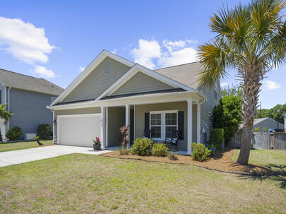 Photo 1 of 25 : 3310 Zoe Street