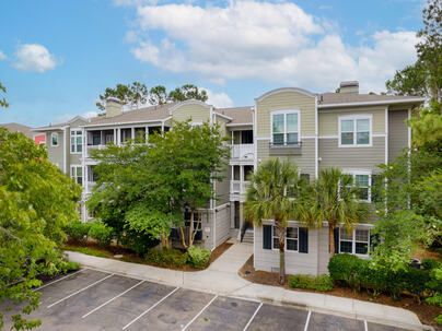 Photo 1 of 25 : 2216 Telfair Way, #2216