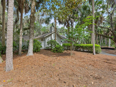 Photo 1 of 25 : 2517 Otter Lane