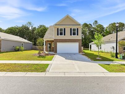 Photo 1 of 13 : 606 Red Mulberry Road