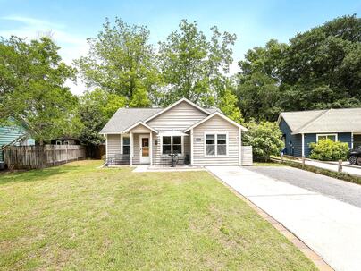 Photo 1 of 25 : 1208 Merganser Court