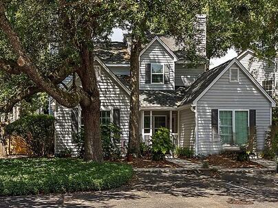 Photo 1 of 25 : 1382 Cassidy Court, #A
