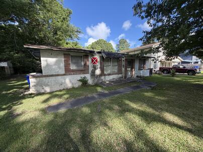 Photo 1 of 8 : 717 Tahoe Street