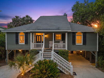 Photo 1 of 25 : 705 Sandpiper Ridge