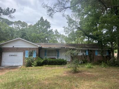 Photo 1 of 2 : 2428 Spring Garden Street