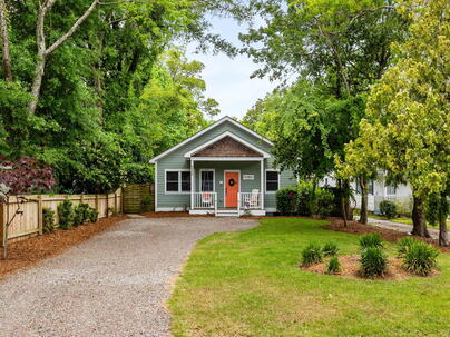 Photo 1 of 25 : 4953 Baylor Street