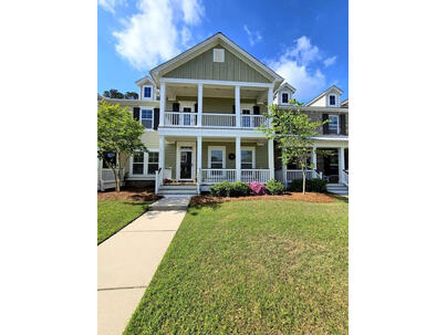 Photo 1 of 12 : 3429 Fairwater Place