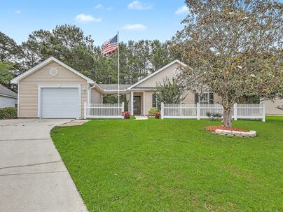 Photo 1 of 25 : 130 Savannah River Drive