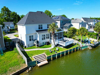 Photo 1 of 25 : 1124 Clearspring Drive