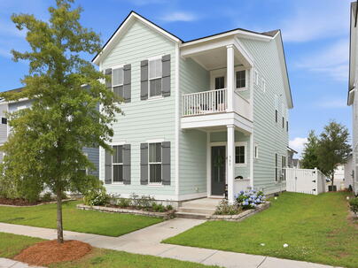 Photo 1 of 25 : 505 North Commodore Way
