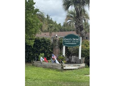Photo 1 of 21 : 870 Colony Drive, #A 10