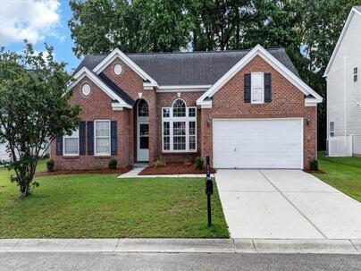 Photo 1 of 25 : 2752 Palmetto Hall Boulevard