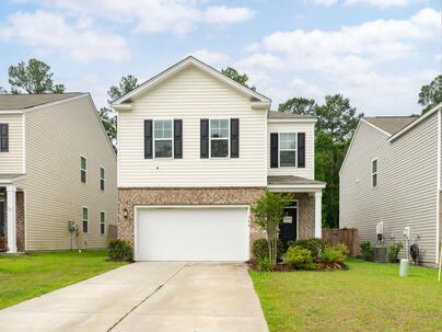 Photo 1 of 23 : 644 Silver Spruce Street