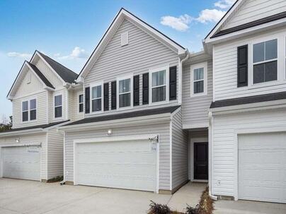 Photo 1 of 21 : 169 Green Thistle Way