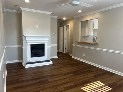 Photo 1 of 25 : 3930 Azalea Drive, #X