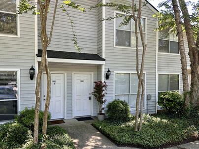 Photo 1 of 1 : 252 Howle Avenue, #C3