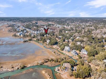 Photo 1 of 25 : 1527 Macoma Drive