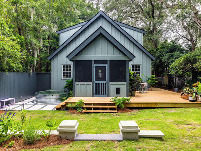 Photo 1 of 25 : 2124 Edisto Avenue