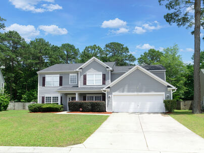 Photo 1 of 25 : 117 Towering Pine Drive