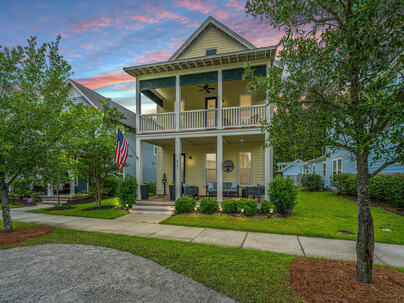 Photo 1 of 25 : 616 Long Meadow Street