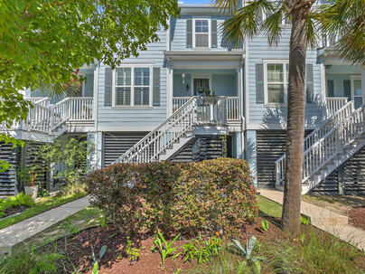 Photo 1 of 25 : 1603 Prince Edward Street