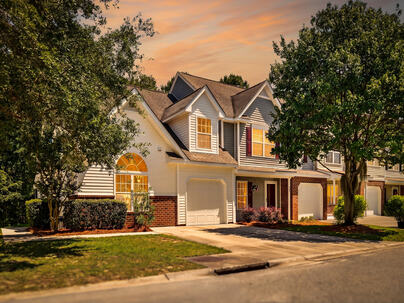 Photo 1 of 25 : 406 Poplar Grove Place