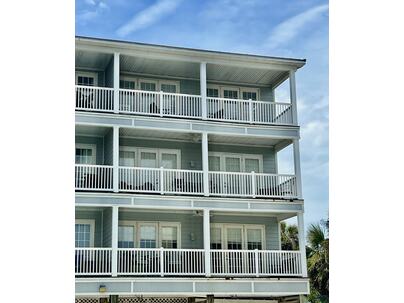 Photo 1 of 25 : 106 Arctic Avenue, #Unit 3h