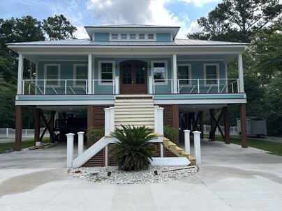 Photo 1 of 24 : 1430 Marsh Bluff Court