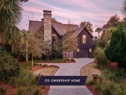Photo 1 of 25 : 435 Fountain Grass Lane, #Share #8