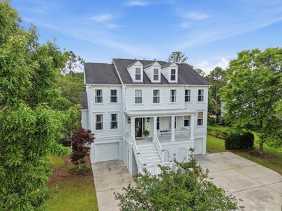 Photo 1 of 25 : 3048 Riverwood Drive