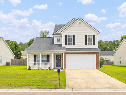 Photo 1 of 25 : 109 Pine Hall Drive