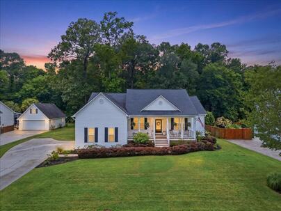 Photo 1 of 25 : 5560 Indigo Fields Boulevard