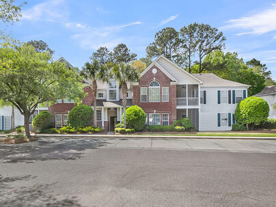 Photo 1 of 25 : 1654 Camfield Lane