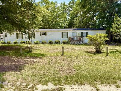 Photo 1 of 18 : 1655 Beaver Drive