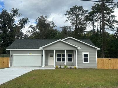 Photo 1 of 20 : 6032 Creek Road