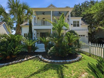 Photo 1 of 25 : 629 Bridlewood Lane