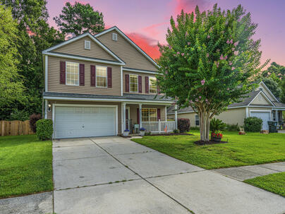 Photo 1 of 25 : 2036 Robin Wood Boulevard
