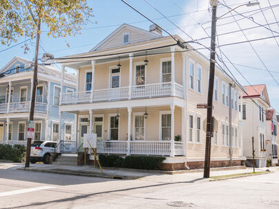 Photo 1 of 25 : 63 Montagu Street, #A