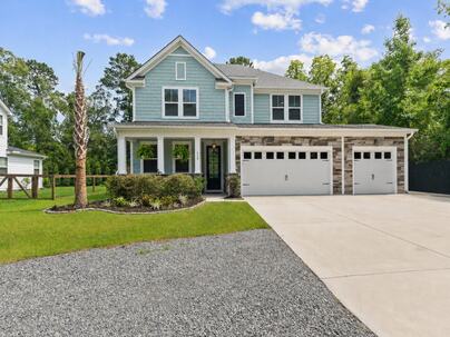 Photo 1 of 6 : 519 Coaxum Road