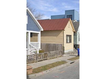 Photo 1 of 5 : 90 Romney Street