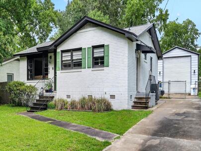 Photo 1 of 25 : 5150 Monterey Street