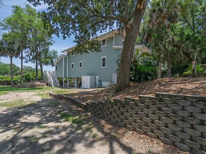 Photo 1 of 25 : 3204 Fort Street