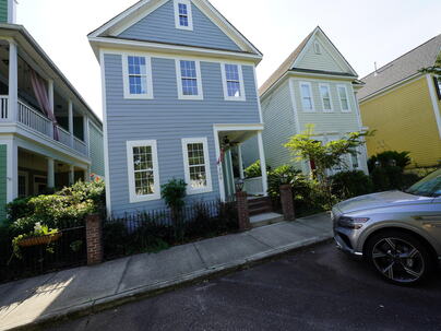 Photo 1 of 25 : 309 White Gables Drive