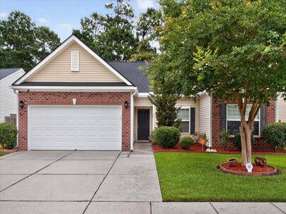 Photo 1 of 25 : 307 Wynfield Forest Drive