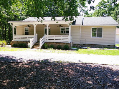 Photo 1 of 7 : 222 Fiddie Street