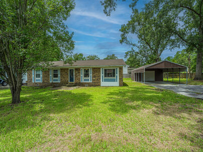 Photo 1 of 25 : 229 Amy Drive