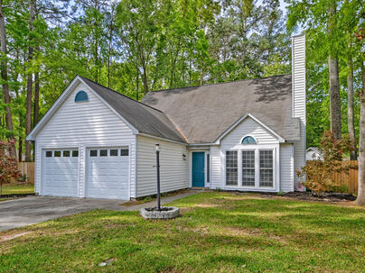 Photo 1 of 25 : 115 Challis Court