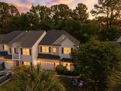 Photo 1 of 25 : 2451 Draymohr Court