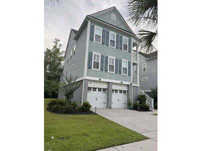 Photo 1 of 23 : 2805 Merriams Drive